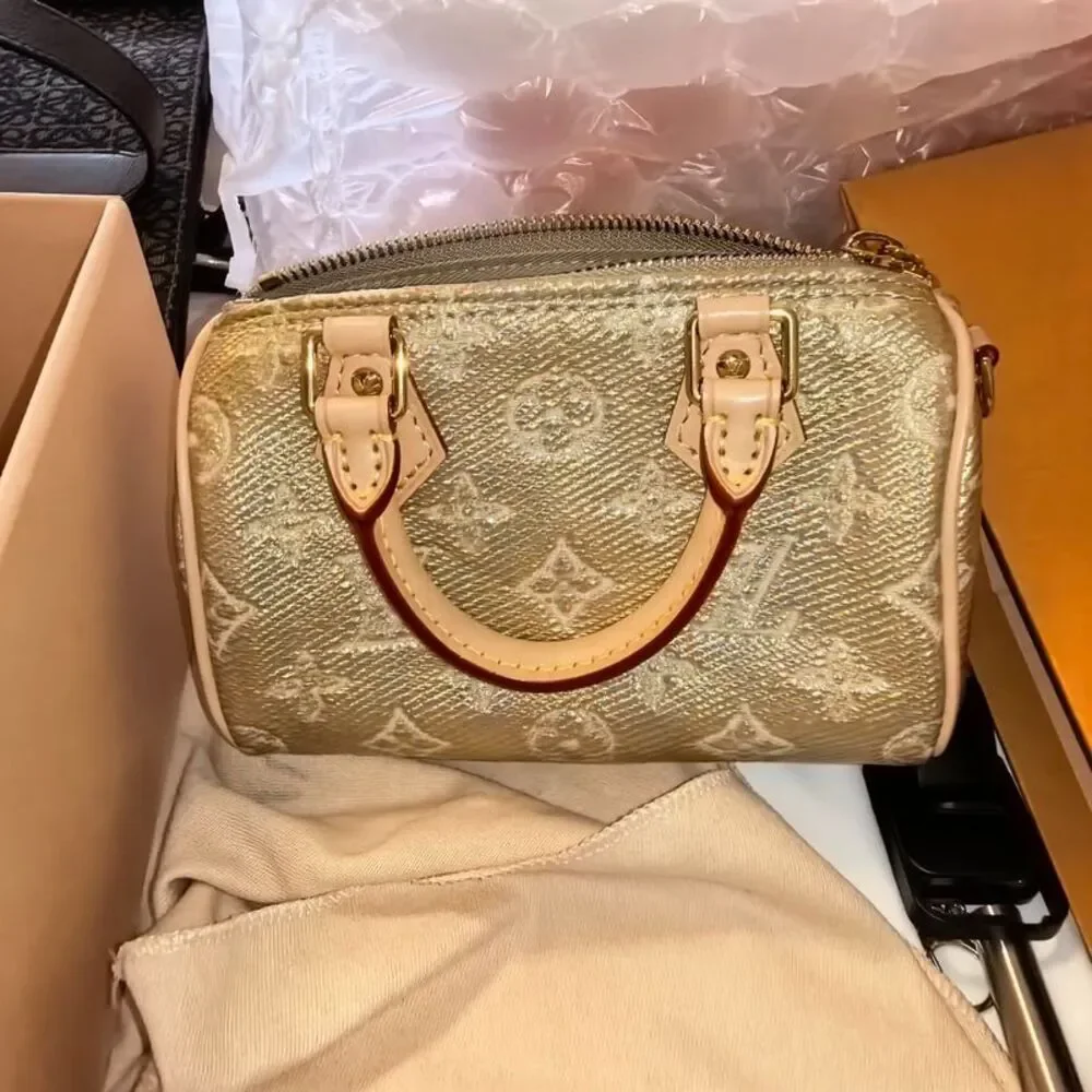 Louis Vuitton Women Pre-Loved Bag Brand New Condition